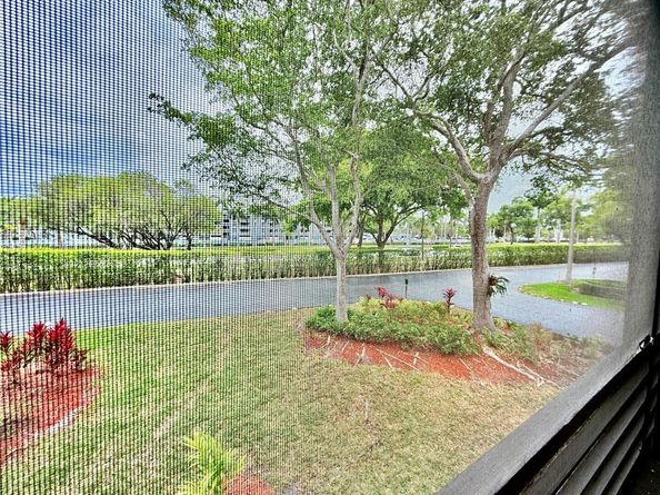 1470 Sheridan St 18C, Hollywood FL 33020