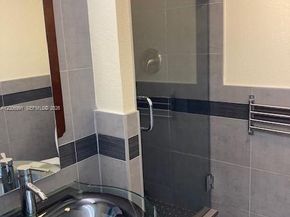 361 S Hollybrook Dr 205, Pembroke Pines FL 33025