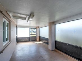 1763 NE 180th St, North Miami Beach FL 33162