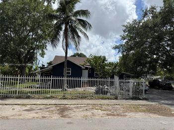 1186 NW 101st St