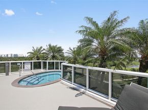 2001 Meridian Ave PH16, Miami Beach FL 33139