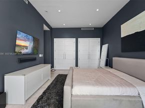 2001 Meridian Ave PH16, Miami Beach FL 33139