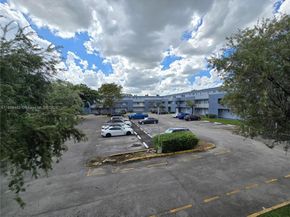 9367 Fontainebleau Blvd G234, Miami FL 33172