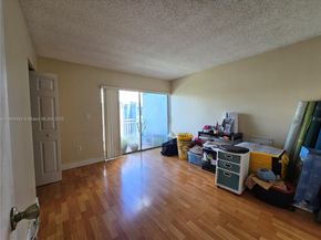 9367 Fontainebleau Blvd G234, Miami FL 33172
