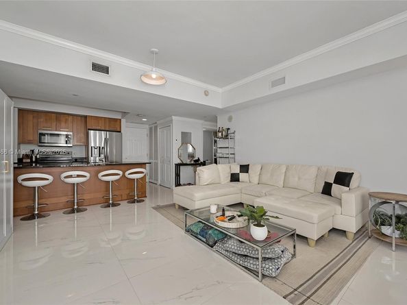 4100 Salzedo St 515, Coral Gables FL 33146
