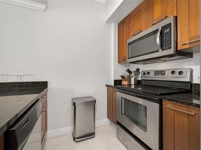 4100 Salzedo St 515, Coral Gables FL 33146