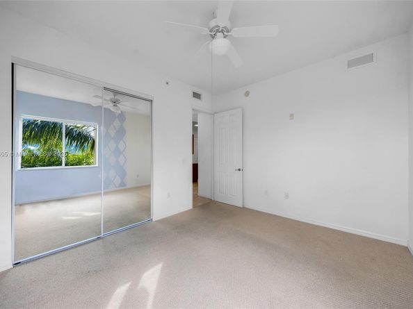 3600 Oaks Clubhouse Dr 501, Pompano Beach FL 33069