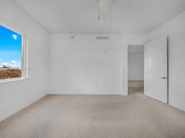 3600 Oaks Clubhouse Dr 501, Pompano Beach FL 33069