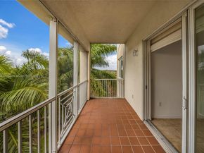 3600 Oaks Clubhouse Dr 501, Pompano Beach FL 33069