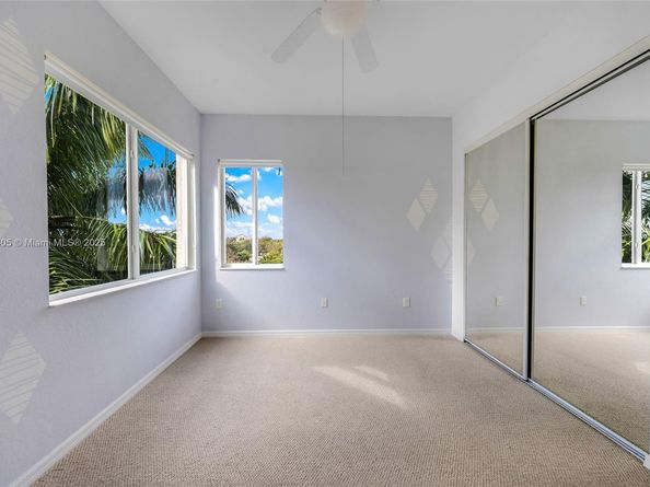 3600 Oaks Clubhouse Dr 501, Pompano Beach FL 33069