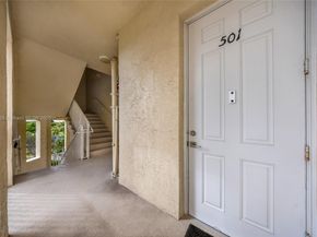 3600 Oaks Clubhouse Dr 501, Pompano Beach FL 33069