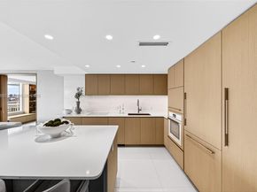 400 S Pointe Dr 1501, Miami Beach FL 33139