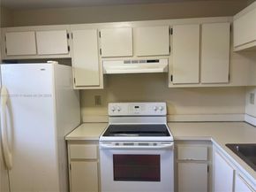 1124 NW 106th Ter 202, Pembroke Pines FL 33026