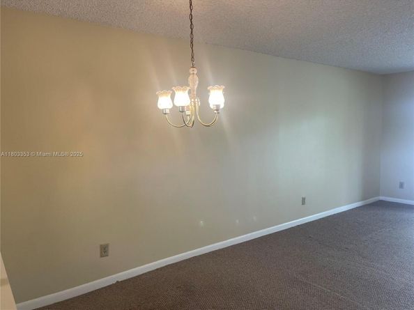 1124 NW 106th Ter 202, Pembroke Pines FL 33026