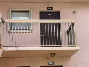 1124 NW 106th Ter 202, Pembroke Pines FL 33026
