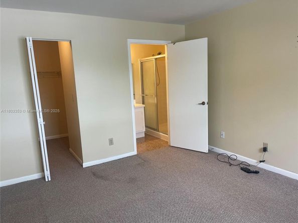 1124 NW 106th Ter 202, Pembroke Pines FL 33026