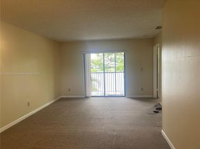 1124 NW 106th Ter 202, Pembroke Pines FL 33026