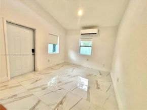 8900 NW 33rd Ave Rd, Miami FL 33147