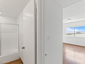400 Kings Point Dr 1607, Sunny Isles Beach FL 33160