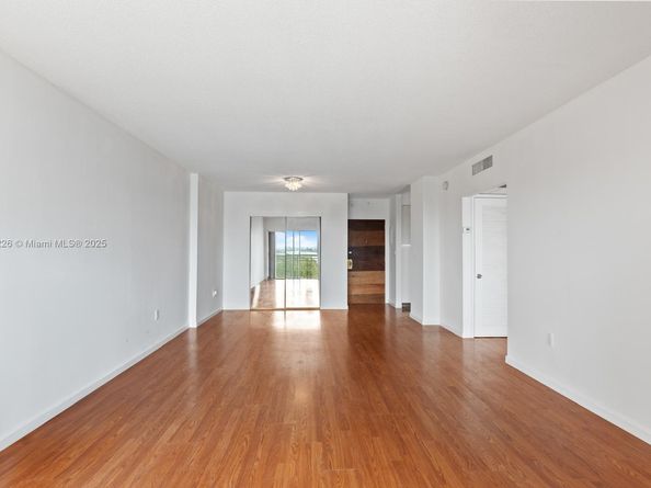 400 Kings Point Dr 1607, Sunny Isles Beach FL 33160