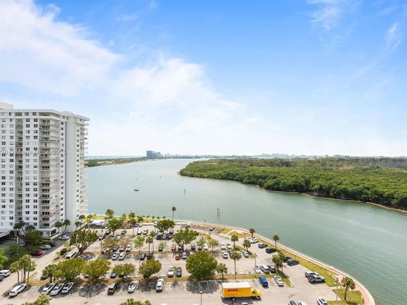 400 Kings Point Dr 1607, Sunny Isles Beach FL 33160