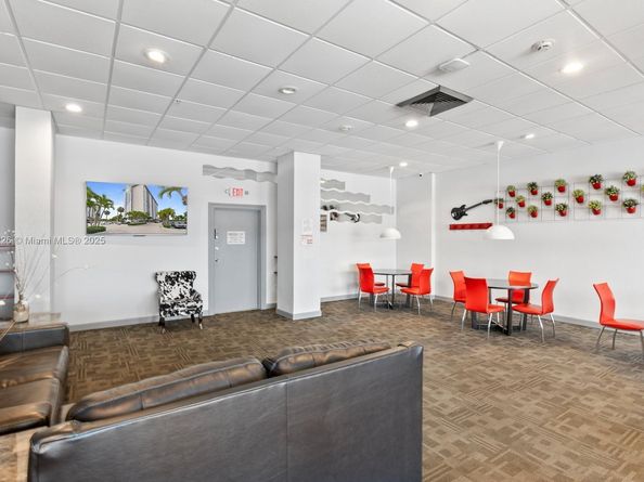 400 Kings Point Dr 1607, Sunny Isles Beach FL 33160