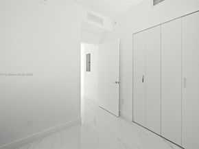 700 NE 24th 3404, Miami FL 33137