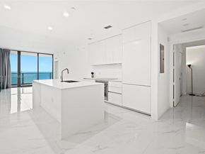 700 NE 24th 3404, Miami FL 33137