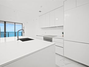 700 NE 24th 3404, Miami FL 33137