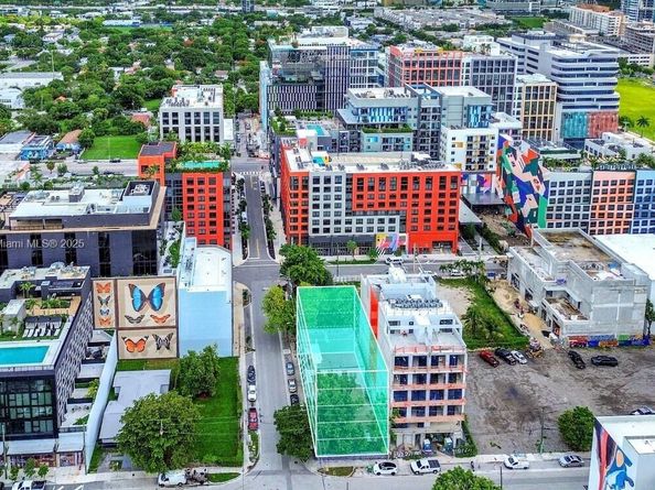 97 NW 27th St, Miami FL 33127
