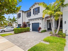 20478 NW 4th Ct, Miami Gardens FL 33169