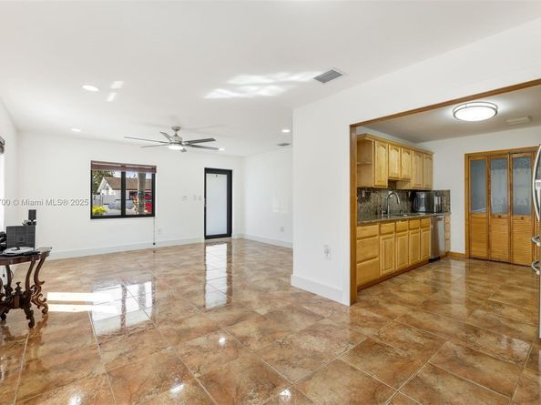 14435 SW 293rd Ter, Homestead FL 33033