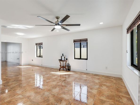 14435 SW 293rd Ter, Homestead FL 33033