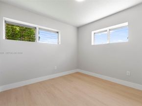 18800 NW 39th Ct, Miami Gardens FL 33055