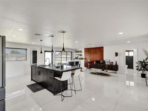 1860 NW 121st St, Miami FL 33167