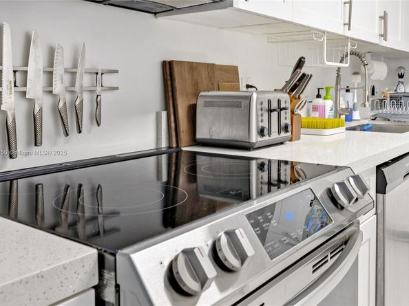 401 69th St 308, Miami Beach FL 33141
