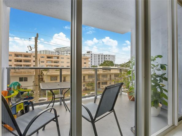 401 69th St 308, Miami Beach FL 33141