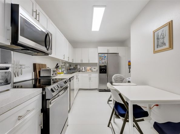 401 69th St 308, Miami Beach FL 33141