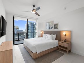 159 NE 6th St 2804, Miami FL 33132