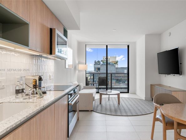 159 NE 6th St 2804, Miami FL 33132