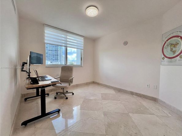 1755 E Hallandale Beach Blvd 405E, Hallandale Beach FL 33009