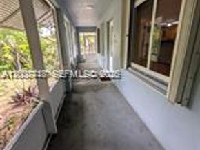621 S 24th Ave, Hollywood FL 33020