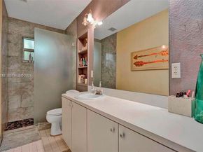 621 S 24th Ave, Hollywood FL 33020