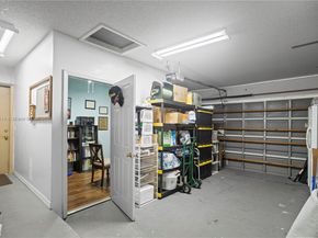 15824 Cotswold Ct, Davie FL 33331