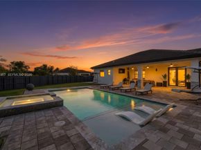 1410 NW 19th St, Homestead FL 33030