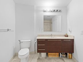 1900 N Bayshore Dr 4018, Miami FL 33132