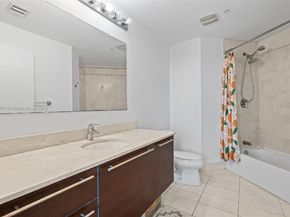 1900 N Bayshore Dr 4018, Miami FL 33132