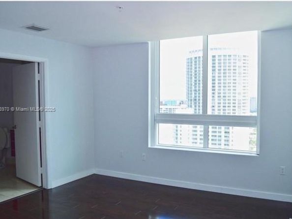 1900 N Bayshore Dr 4018, Miami FL 33132