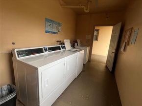 200 Ashbury Rd 203, Hollywood FL 33024