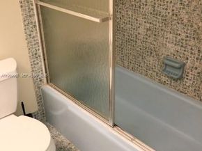 200 Ashbury Rd 203, Hollywood FL 33024